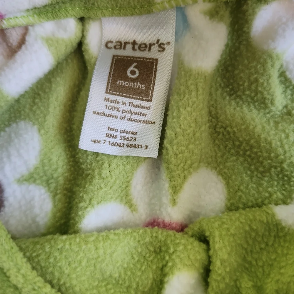 Carters charming set